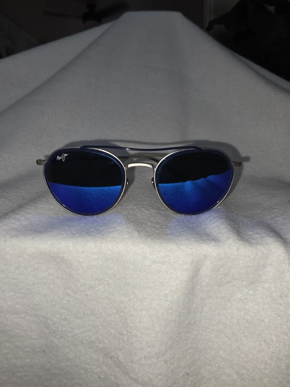 Maui Jim Blue Mirrored Bowtie